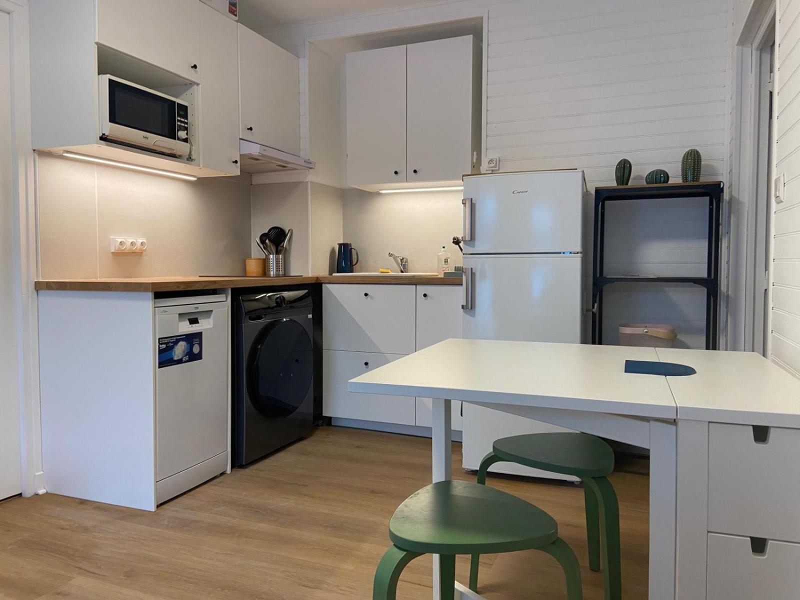 Montlosier Apartment